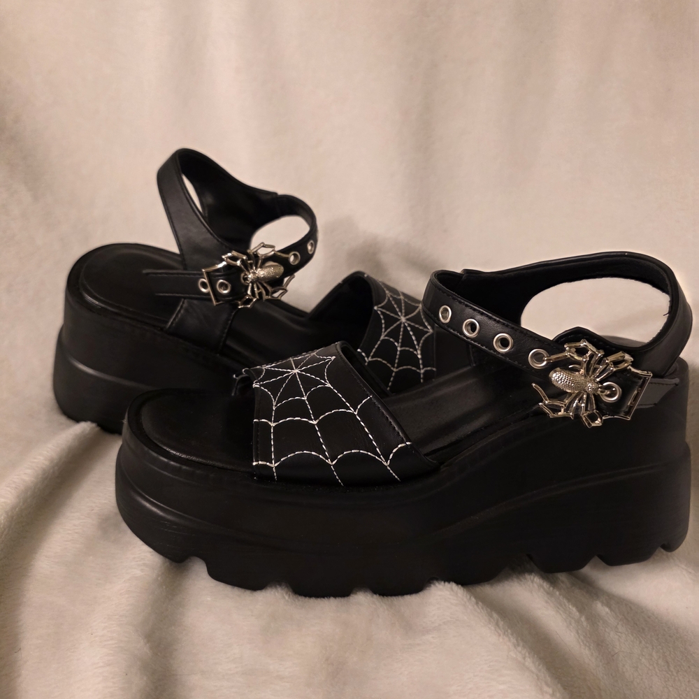Gothic Black Platform Sandals with Web Detail - Picture 3 of 3